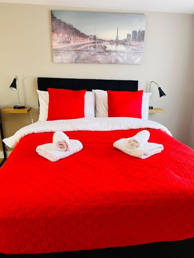 Indigo Suites Enfield Esterno foto